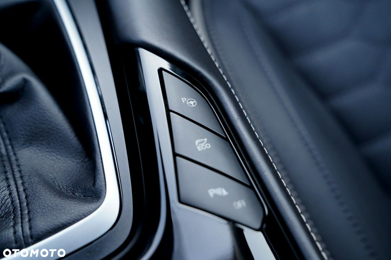Ford Mondeo - 26