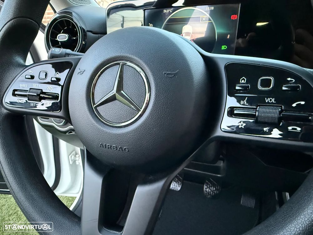 Mercedes-Benz A 200 Progressive - 41