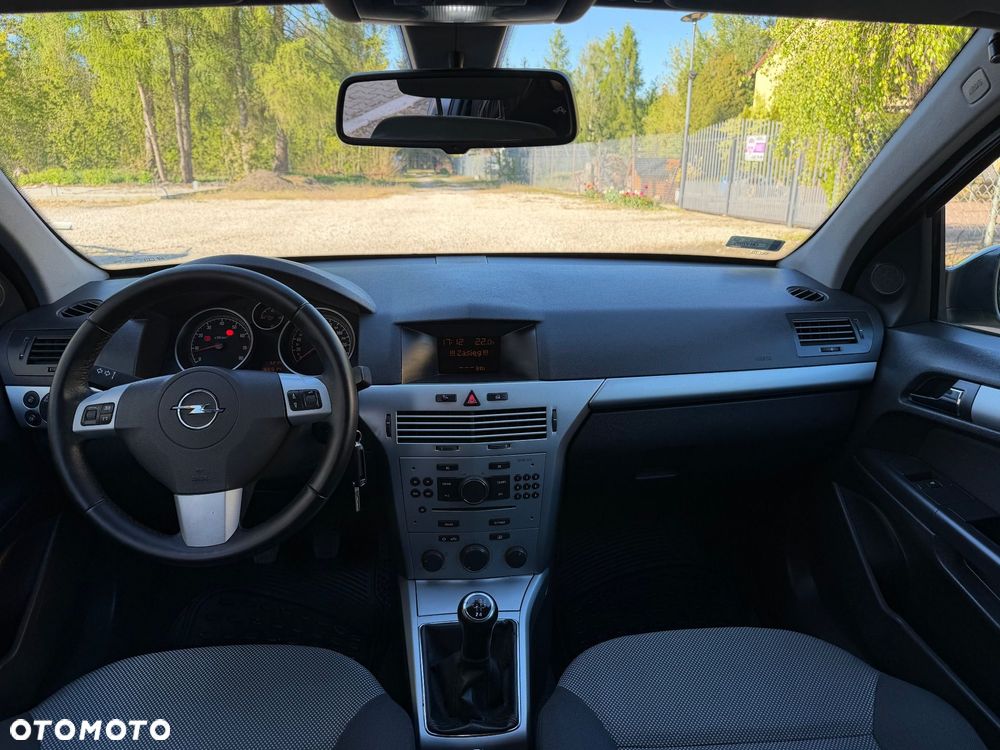 Opel Astra 1.6 Style - 21