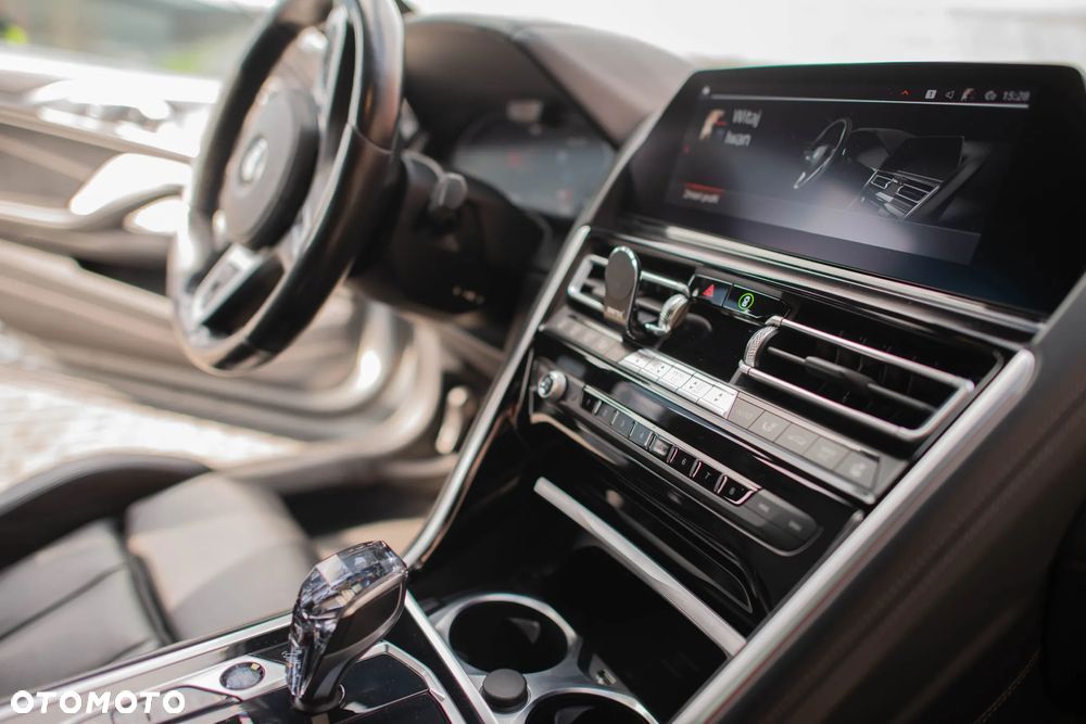 BMW Seria 8 - 20