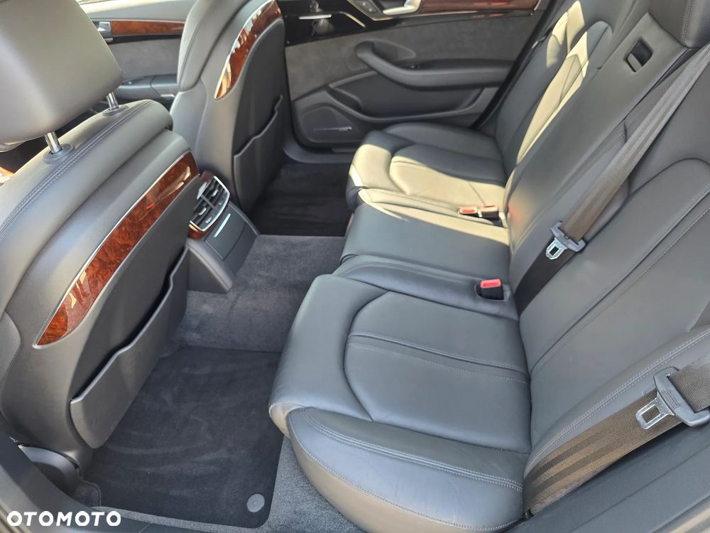 Audi A8 3.0 TDI L Quattro - 10
