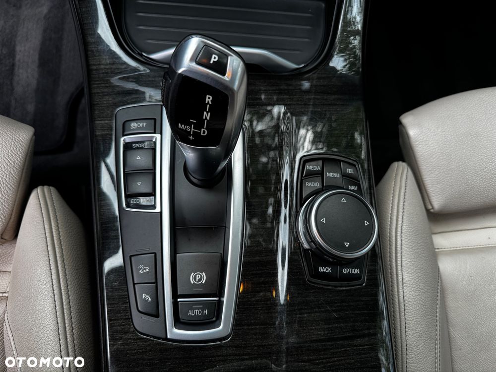 BMW X4 xDrive20d xLine - 24