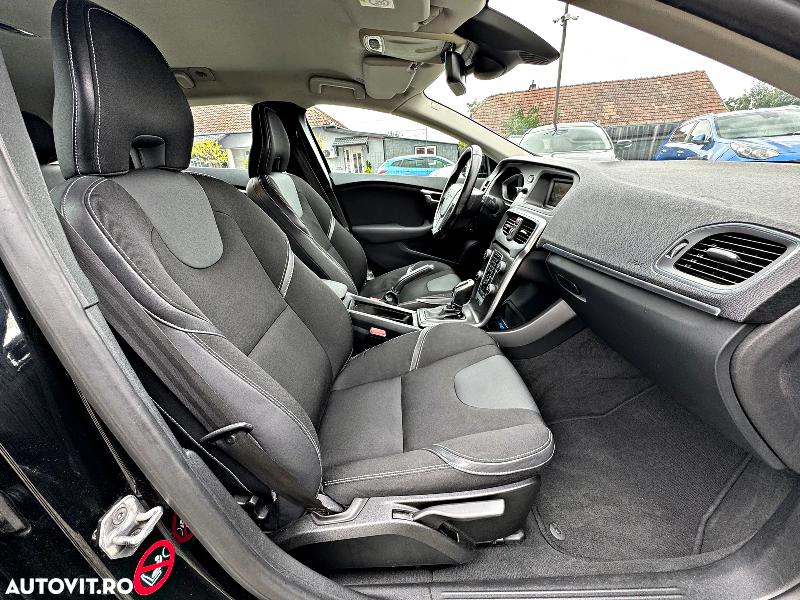 Volvo V40 D2 Aut. Summum - 8