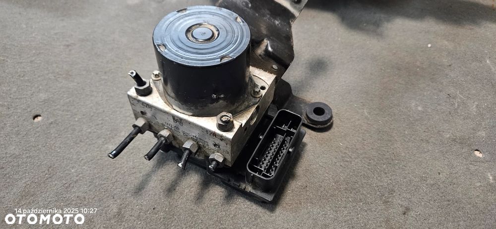 Pompa hamulcowa ABS Skoda FABIA 2 II Roomster 2009r 6R0907379L - 2