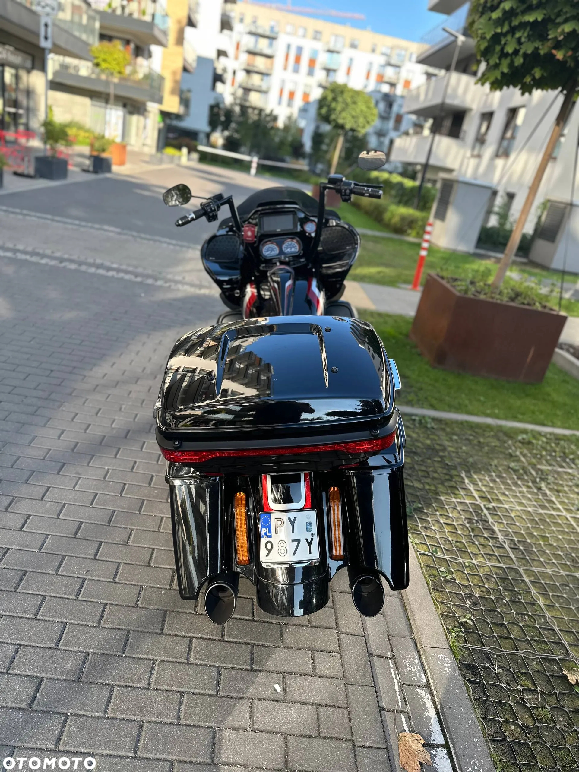 Harley-Davidson Touring Road Glide - 15