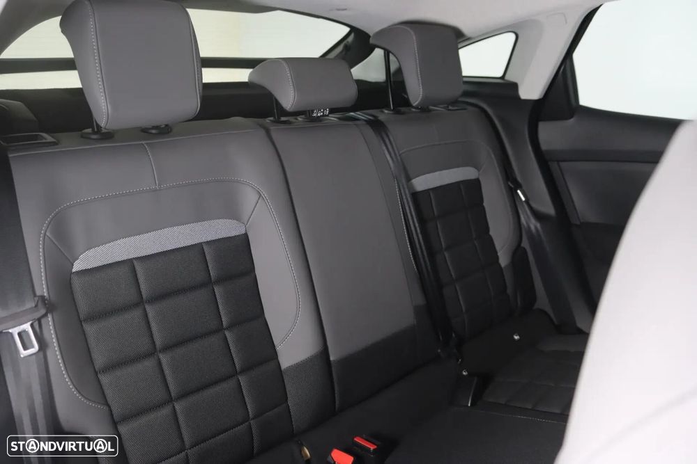 Citroën e-C4 50 kWh Plus - 17