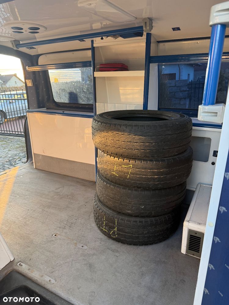 Volkswagen Transporter 5 - 6