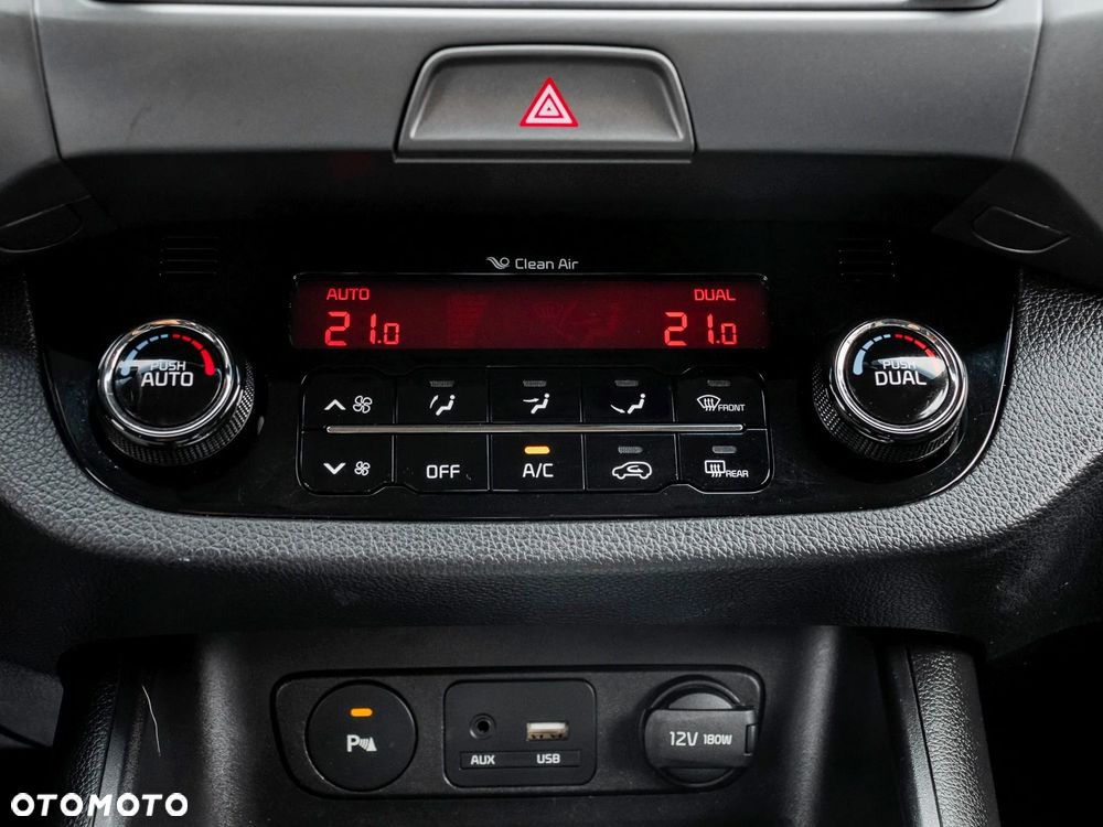 Kia Sportage 1.7 CRDI Business Line L 2WD - 23