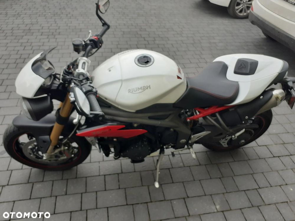Triumph Speed Triple - 30