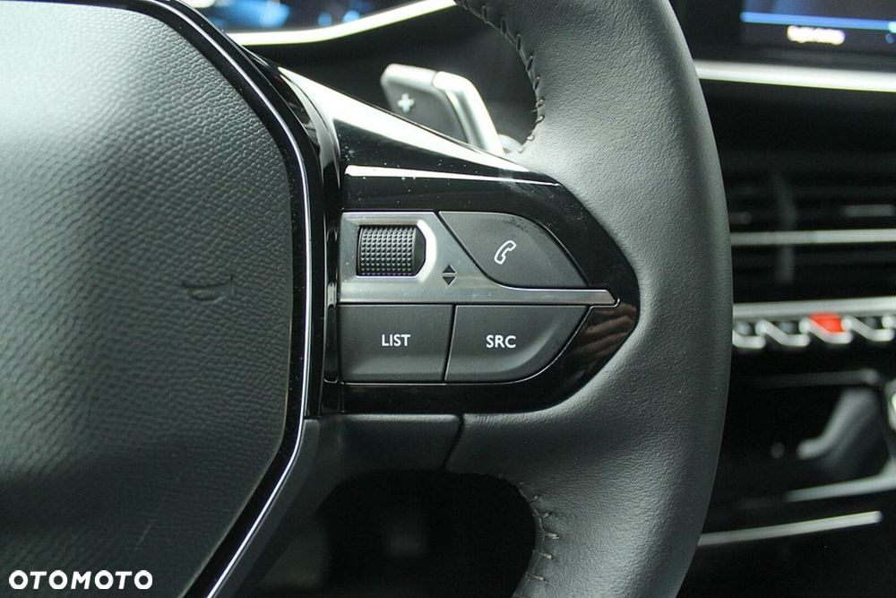 Peugeot 208 - 20