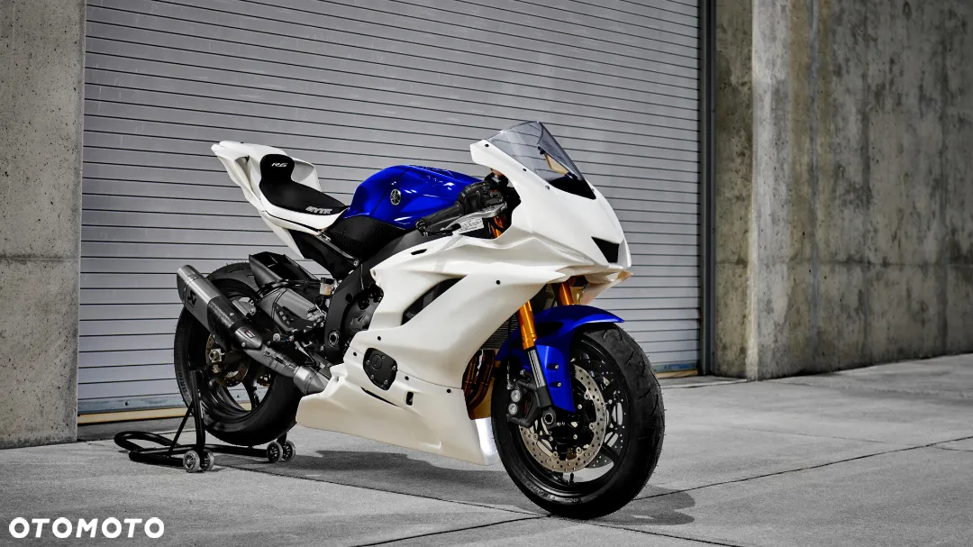 Yamaha R6 - 7