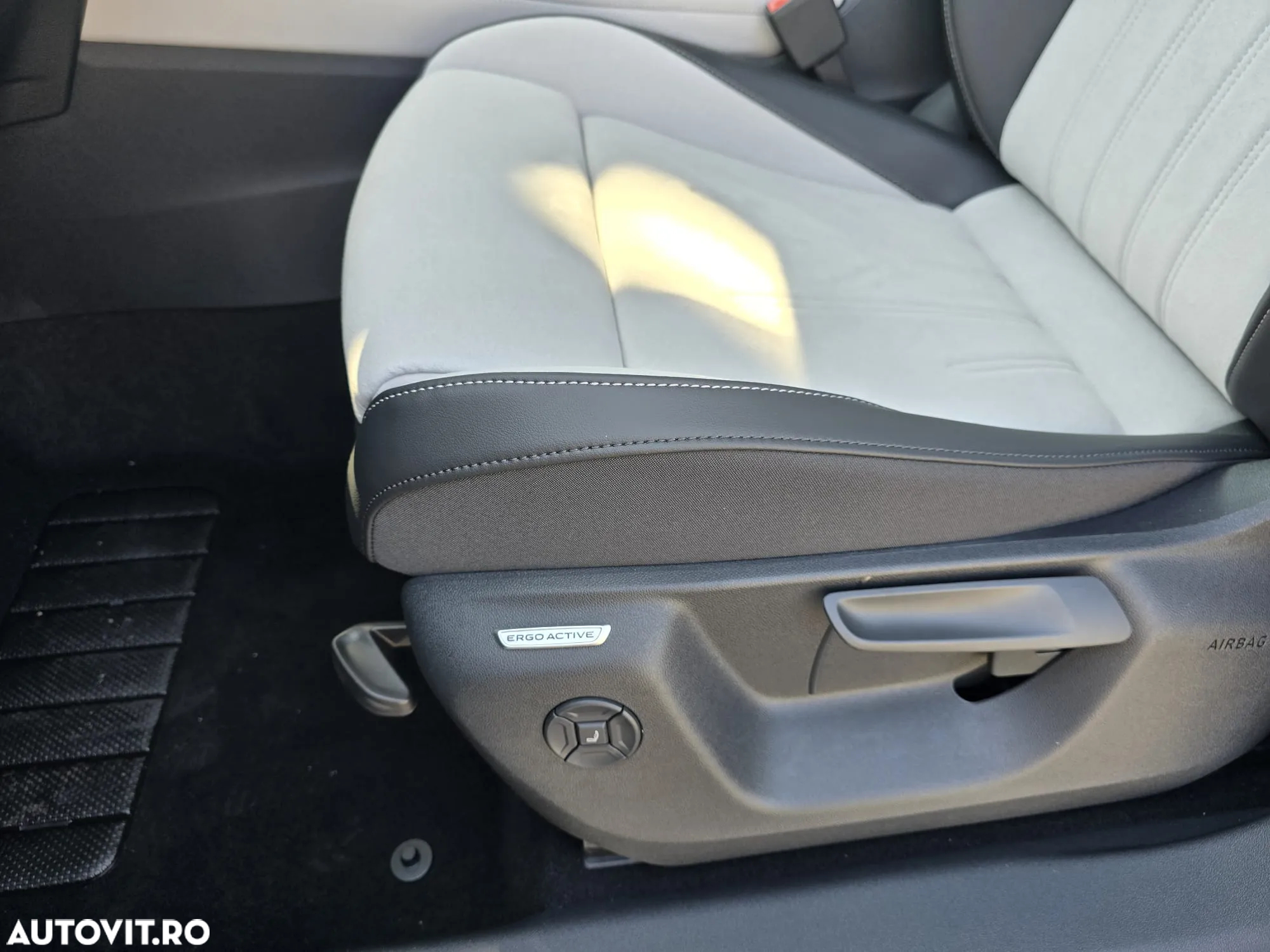 Volkswagen Tiguan 2.0 TDI DSG 4Motion Elegance - 14