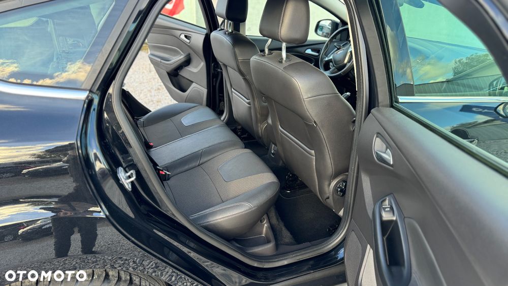 Ford Focus 1.6 EcoBoost Start-Stopp-System Titanium - 36