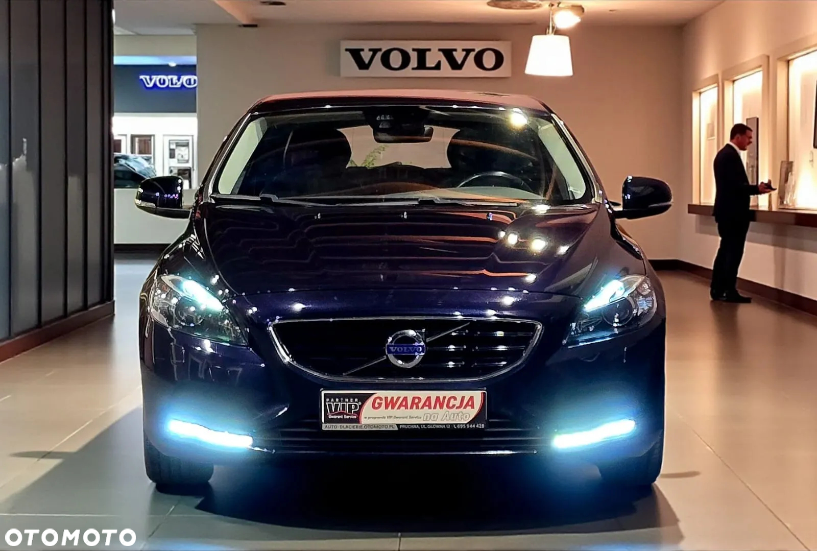 Volvo V40 D2 Drive-E Momentum - 8