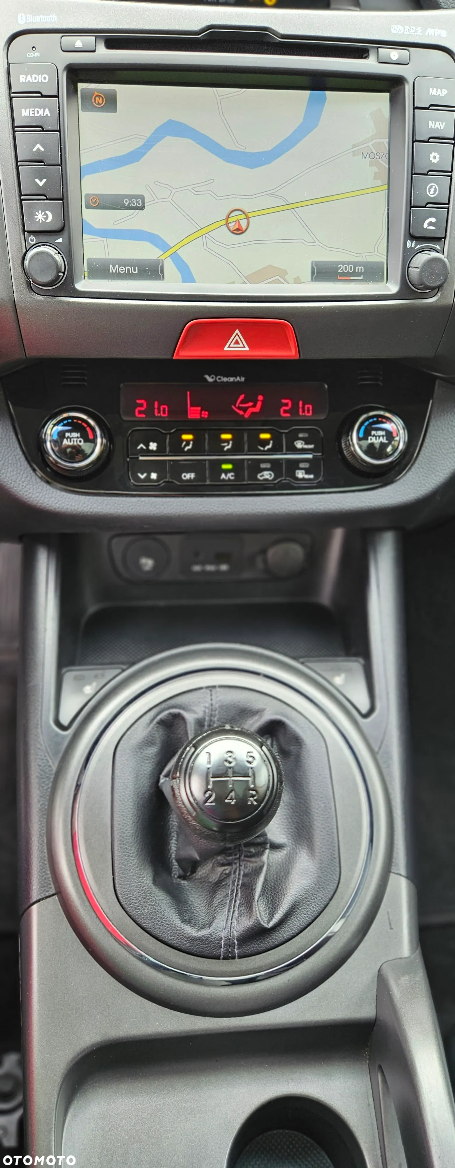 Kia Sportage 2.0 S 2WD - 29
