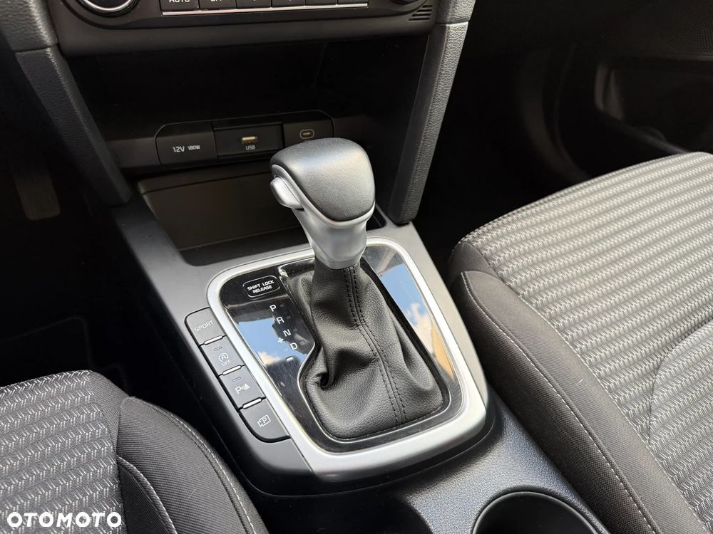 Kia XCeed - 23