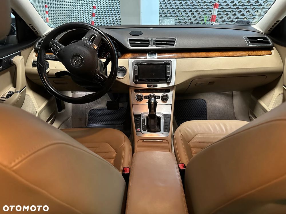 Volkswagen Passat 2.0 TSI Highline DSG - 13