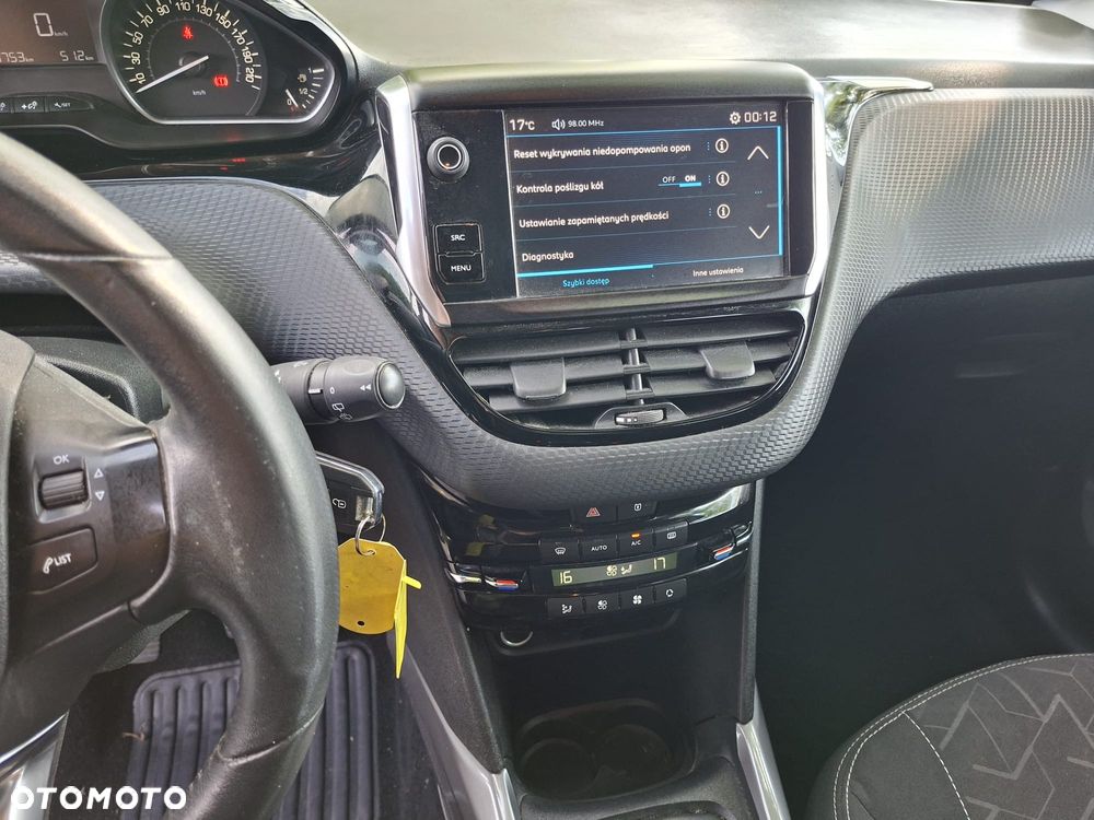 Peugeot 2008 1.6 BlueHDi Active S&S - 20