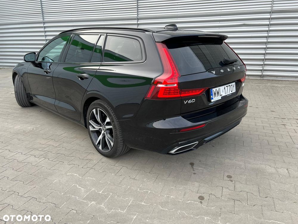 Volvo V60 T8 AWD Recharge Geartronic RDesign - 12