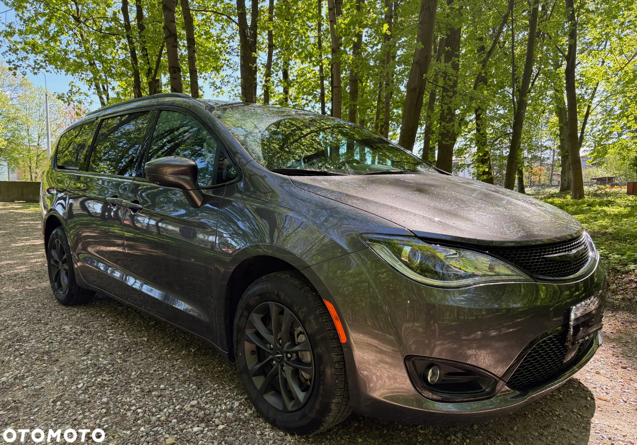 Chrysler Pacifica - 3