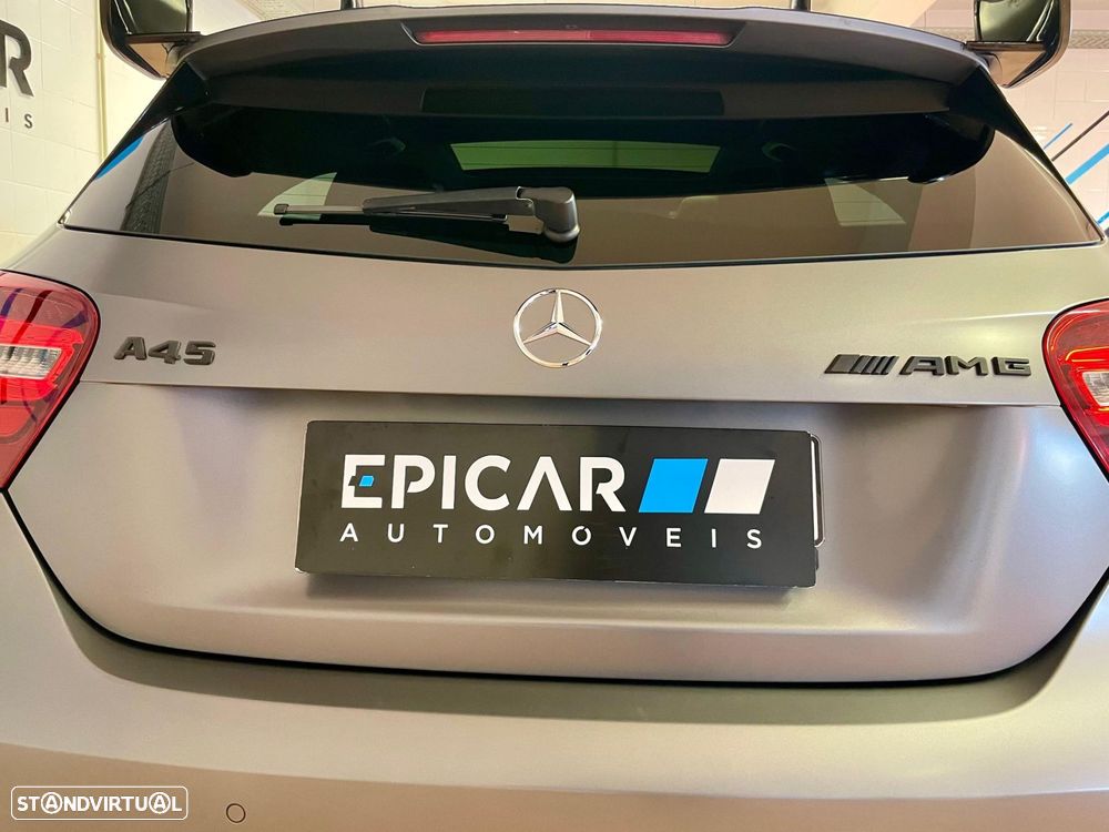 Mercedes-Benz A 45 AMG 4Matic Speedshift 7G-DCT - 59