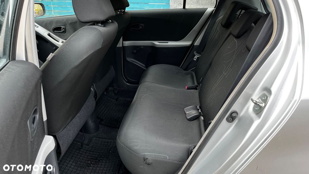 Toyota Yaris 1.0 Terra A/C - 18