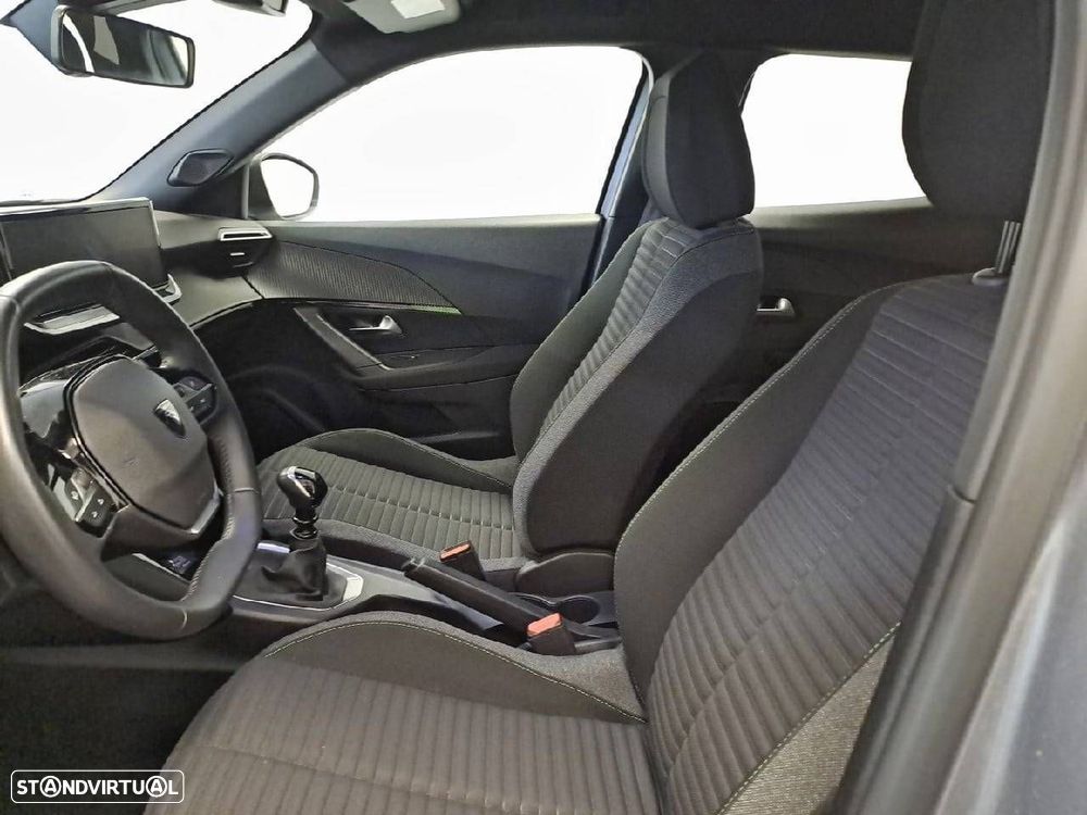 Peugeot 2008 1.2 PureTech Active - 9