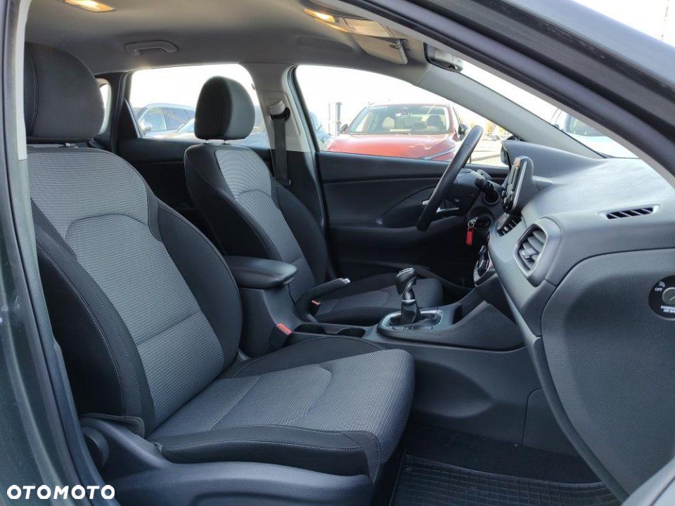 Hyundai i30 - 21