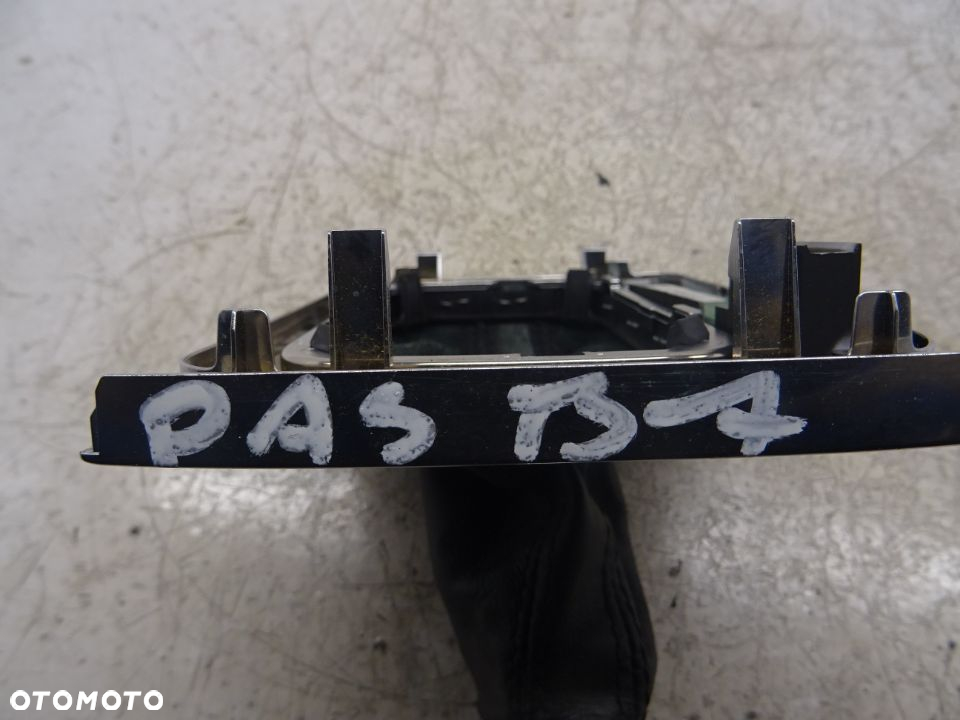 VW PASSAT B7 KOMBI 10-14 RAMKA MIESZEK ZMIANY BIEGÓW AUTOMAT - 4