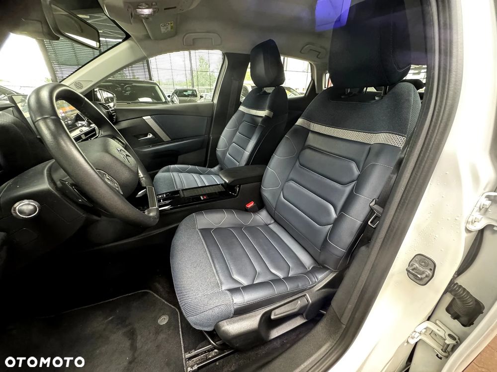 Citroën C4 1.2 PureTech Shine S&S EAT8 - 12
