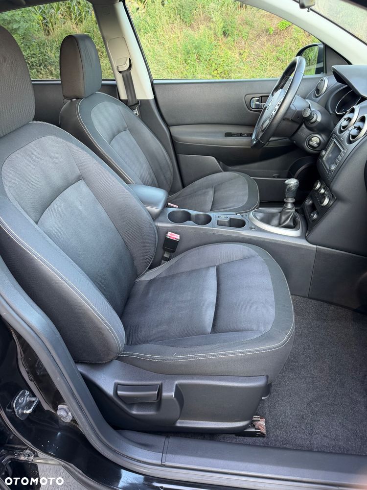 Nissan Qashqai 2.0 dCi DPF tekna - 11