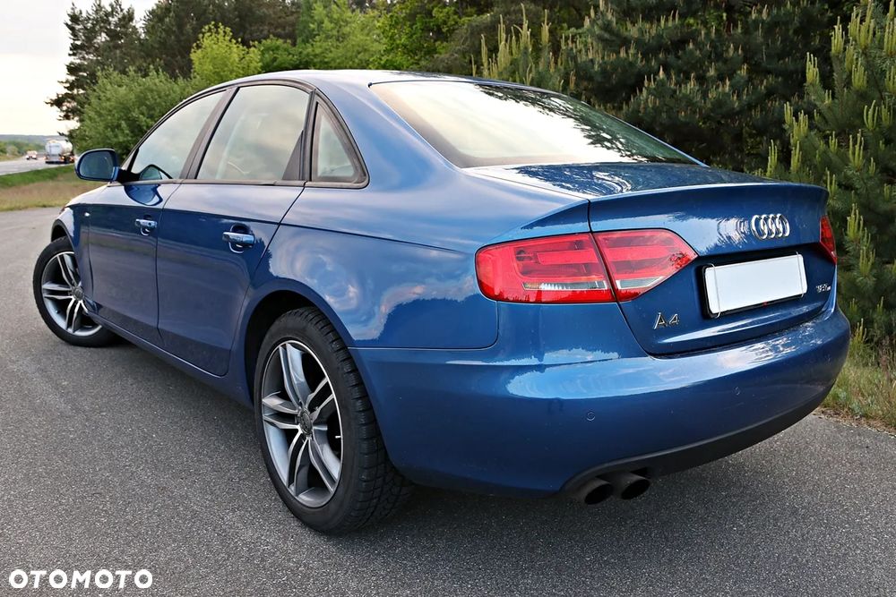Audi A4 Limousine - 24