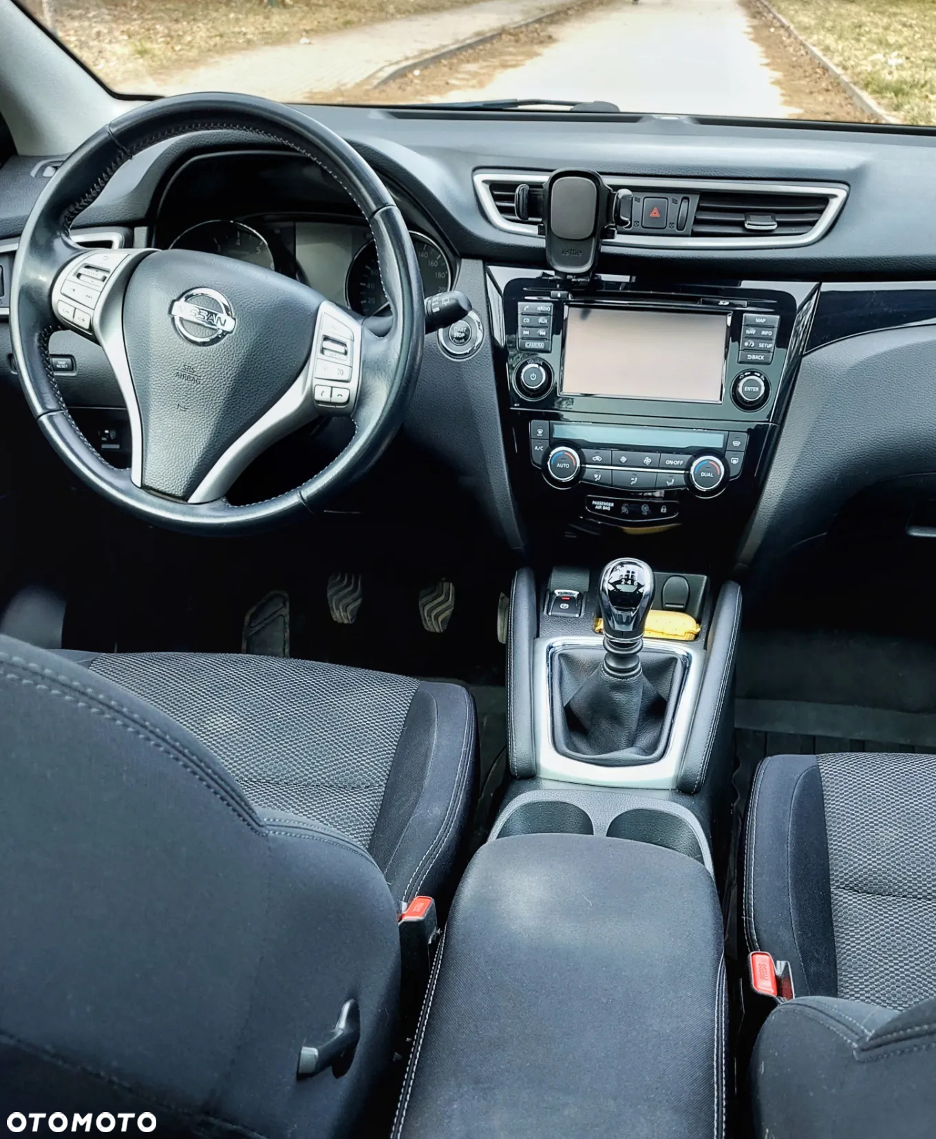 Nissan Qashqai 1.2 DIG-T N-Connecta EU6 - 5