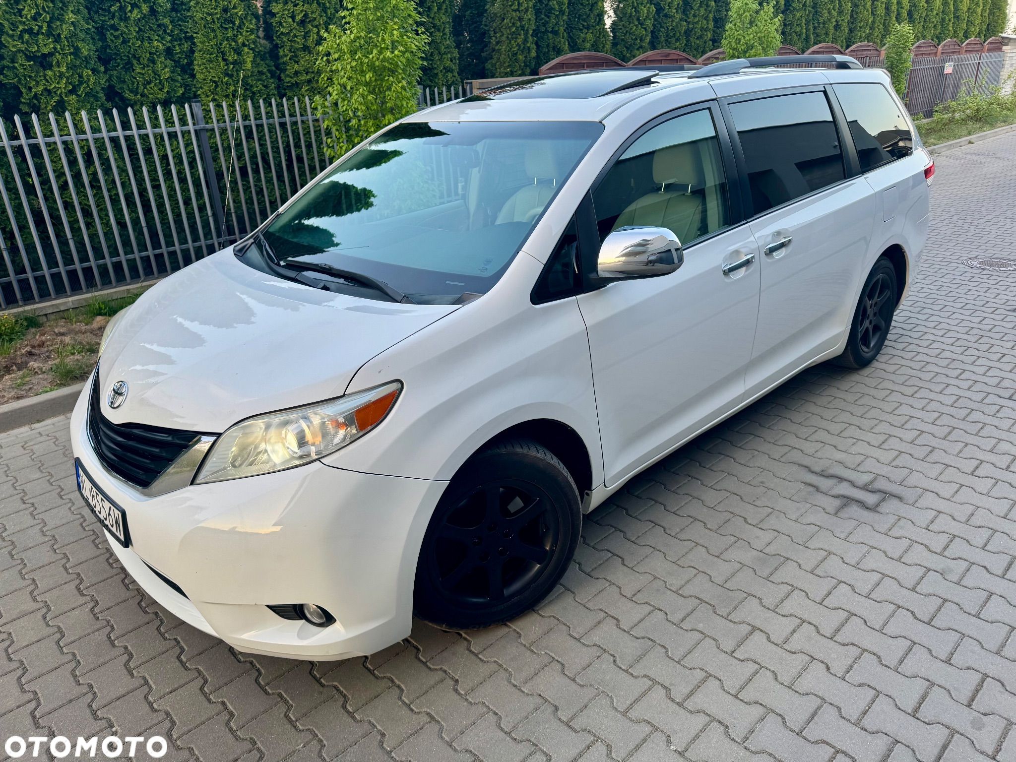 Toyota Sienna 3.5 V6 - 1