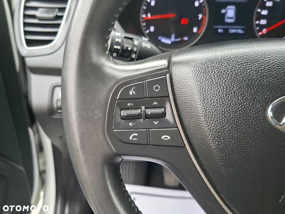 Hyundai i20 - 20