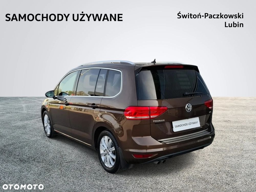 Volkswagen Touran 1.4 TSI BMT Highline - 3