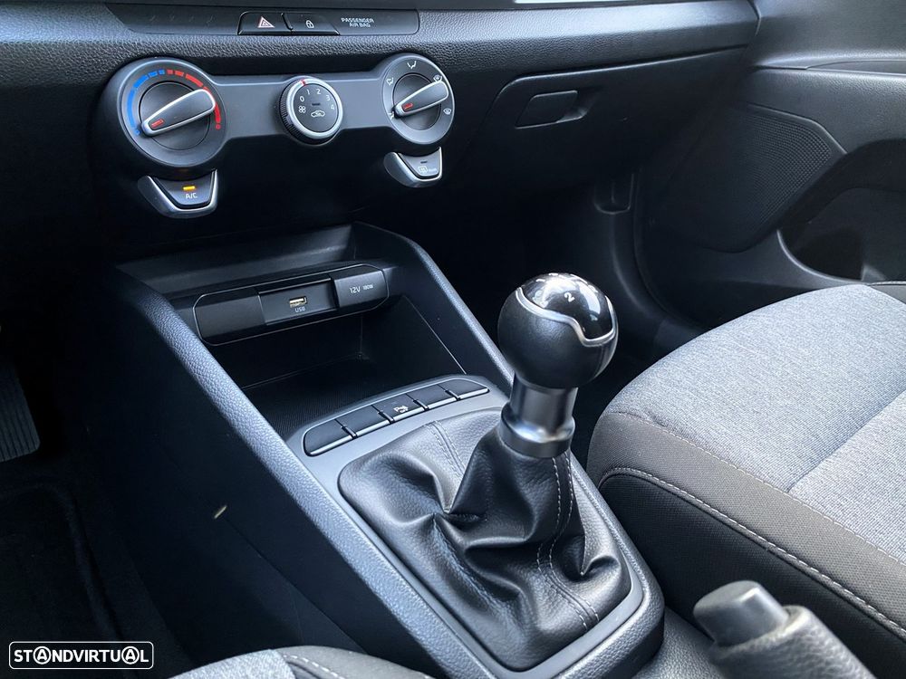 Kia Stonic 1.2 Dynamic - 23