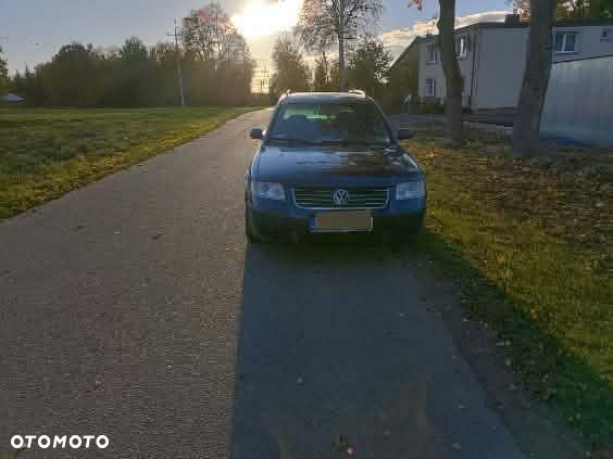 Volkswagen Passat - 14