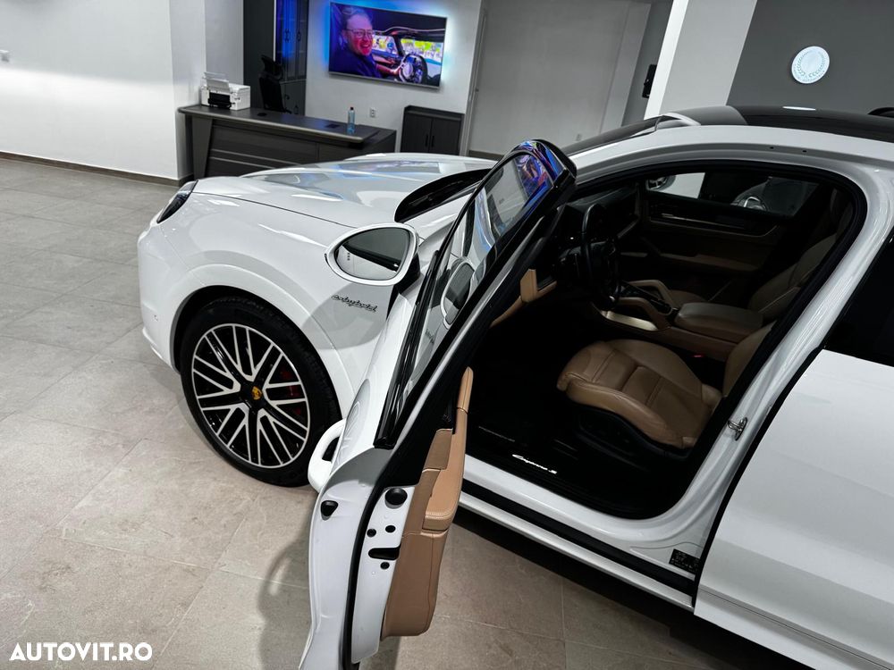 Porsche Cayenne Coupe S E-Hybrid Tiptronic S Black Edition - 23