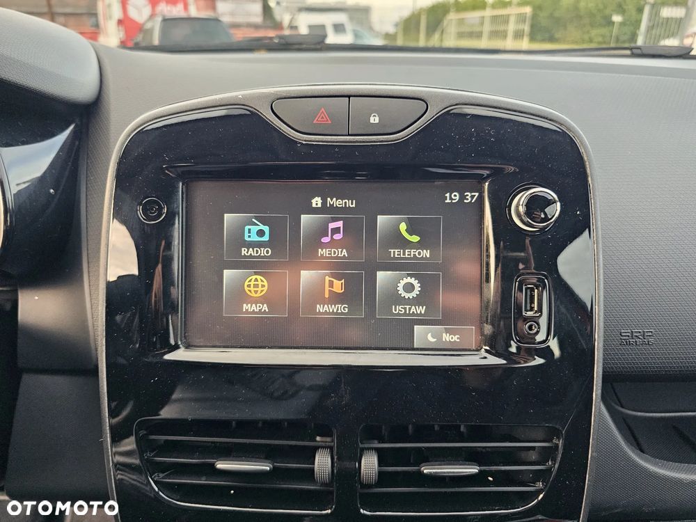 Renault Clio - 19