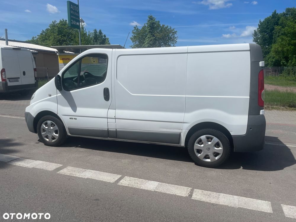 Renault Trafic - 8