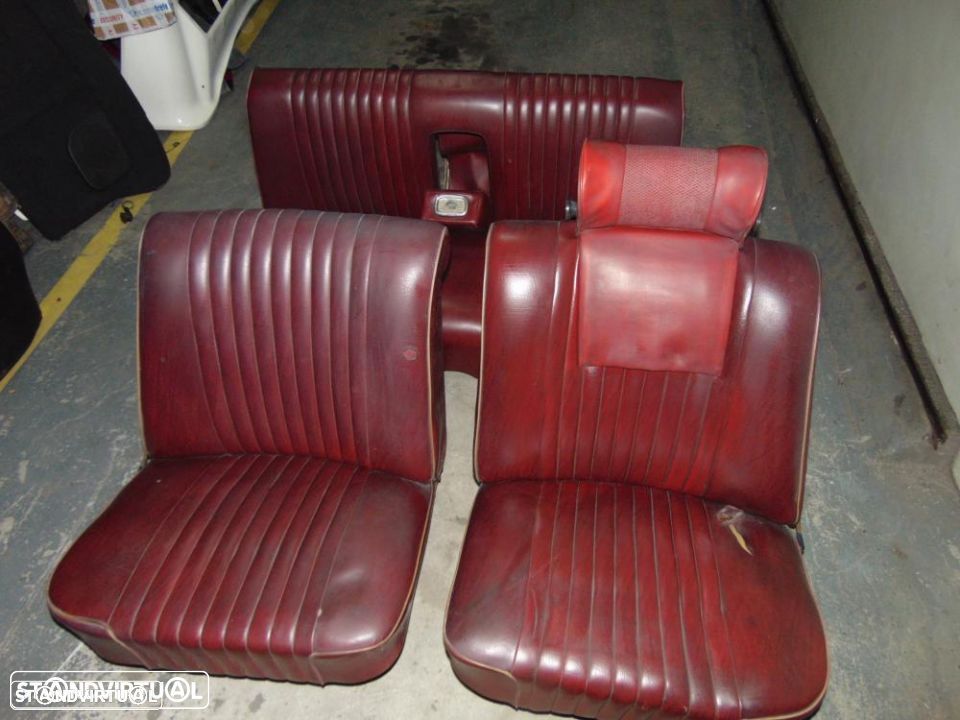 Peugeot 404 carro conjunto dos bancos - 1