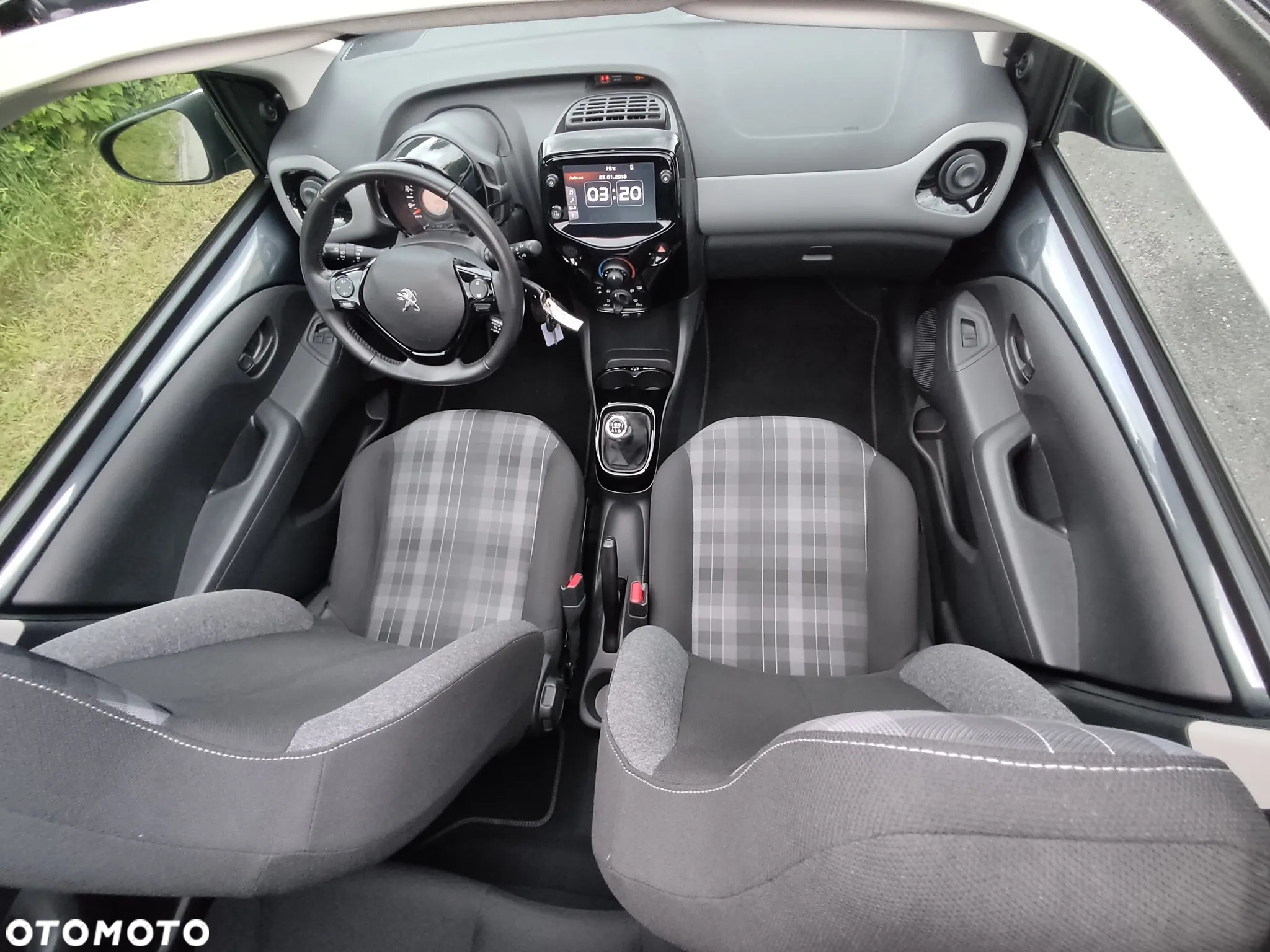 Peugeot 108 VTI 68 Top Style - 3