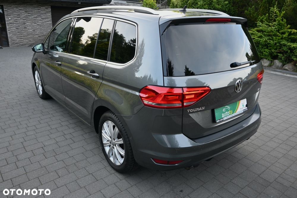 Volkswagen Touran 2.0 TDI SCR (BlueMotion Technology) DSG Highline - 4