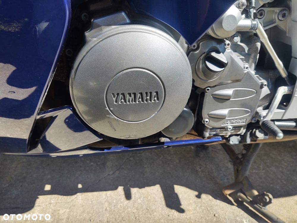 Yamaha FJR - 21