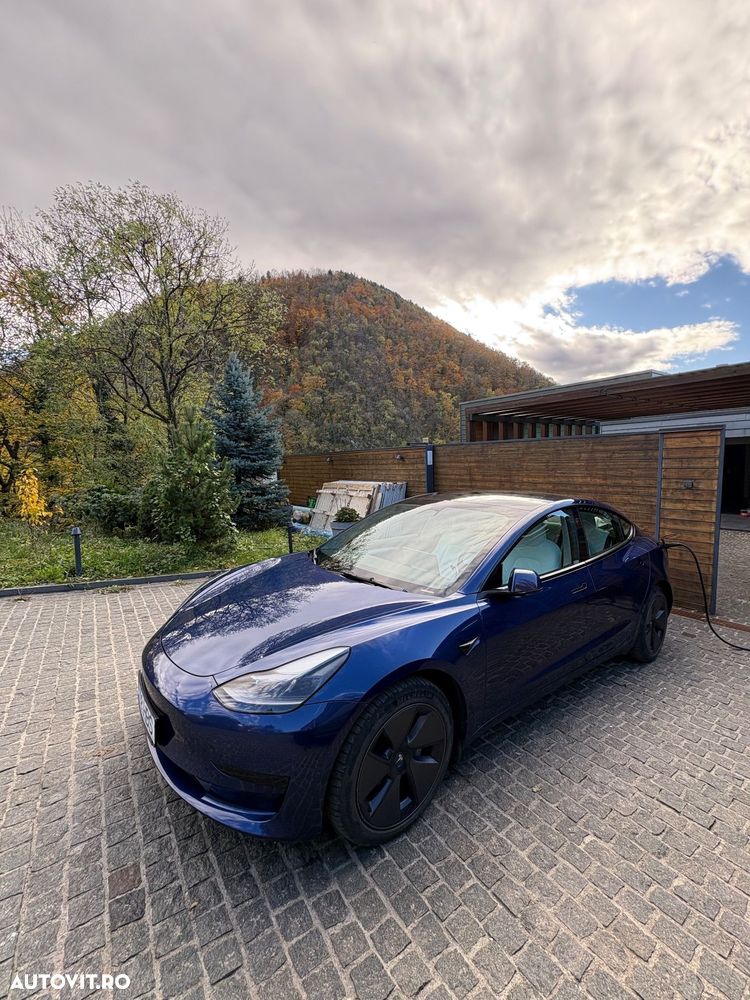 Tesla Model 3 Standard - 1
