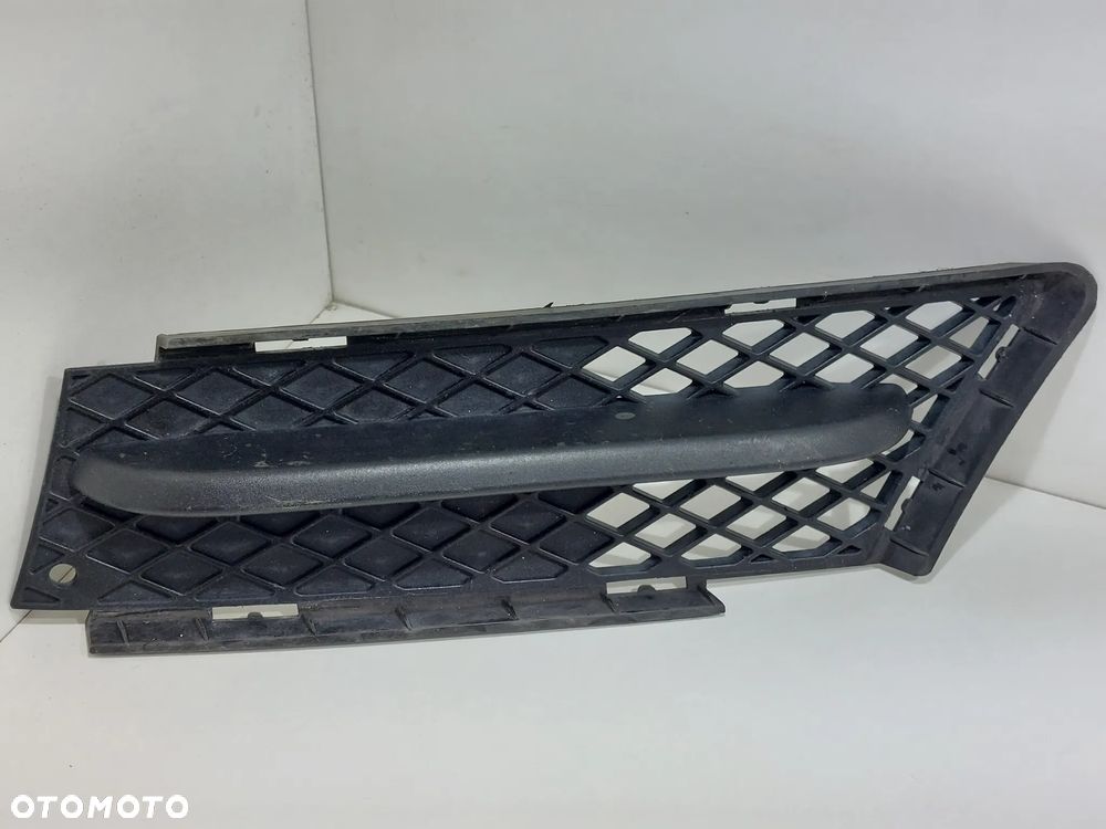 KRATKA ZDERZAKA LEWA BMW 3 E90 E91 SLASK WYSYLKA VAT - 2