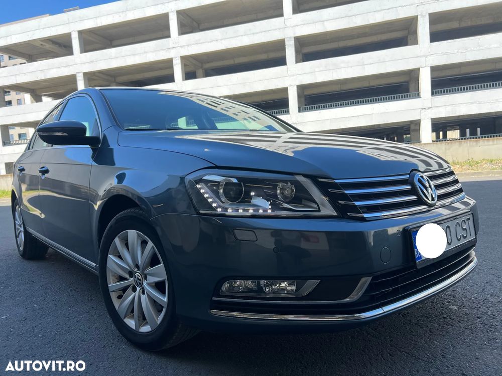 VOLKSWAGEN Passat 2011 — imagine 9