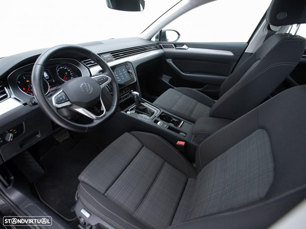 VW Passat Variant 2.0 TDI Business DSG - 7