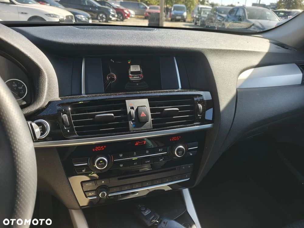 BMW X3 xDrive20d - 17